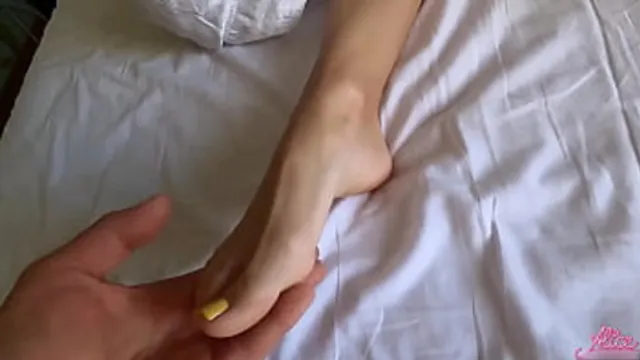 Girl Footjob Cock - Foot Fetish