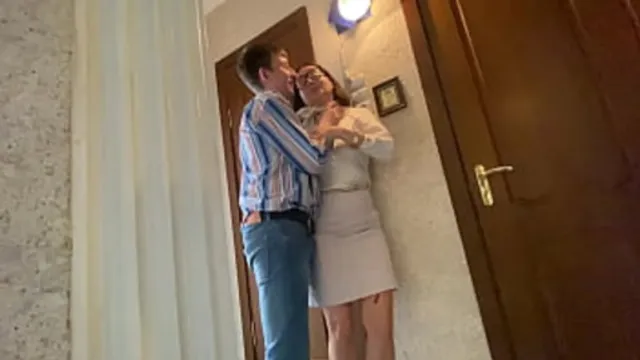 Nice deep throat job in the restroom by Alina Tumanova instead of class