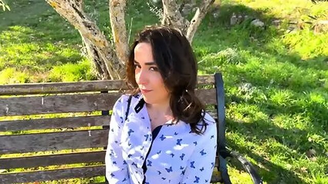 Doll Face Manea double penetrated in her juicy ass